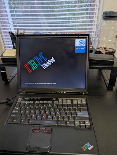 The T41 boots to the initial BIOS screen
